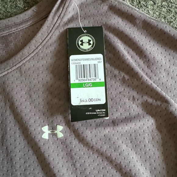 Under Armour Tshirt - Picture 3 of 3